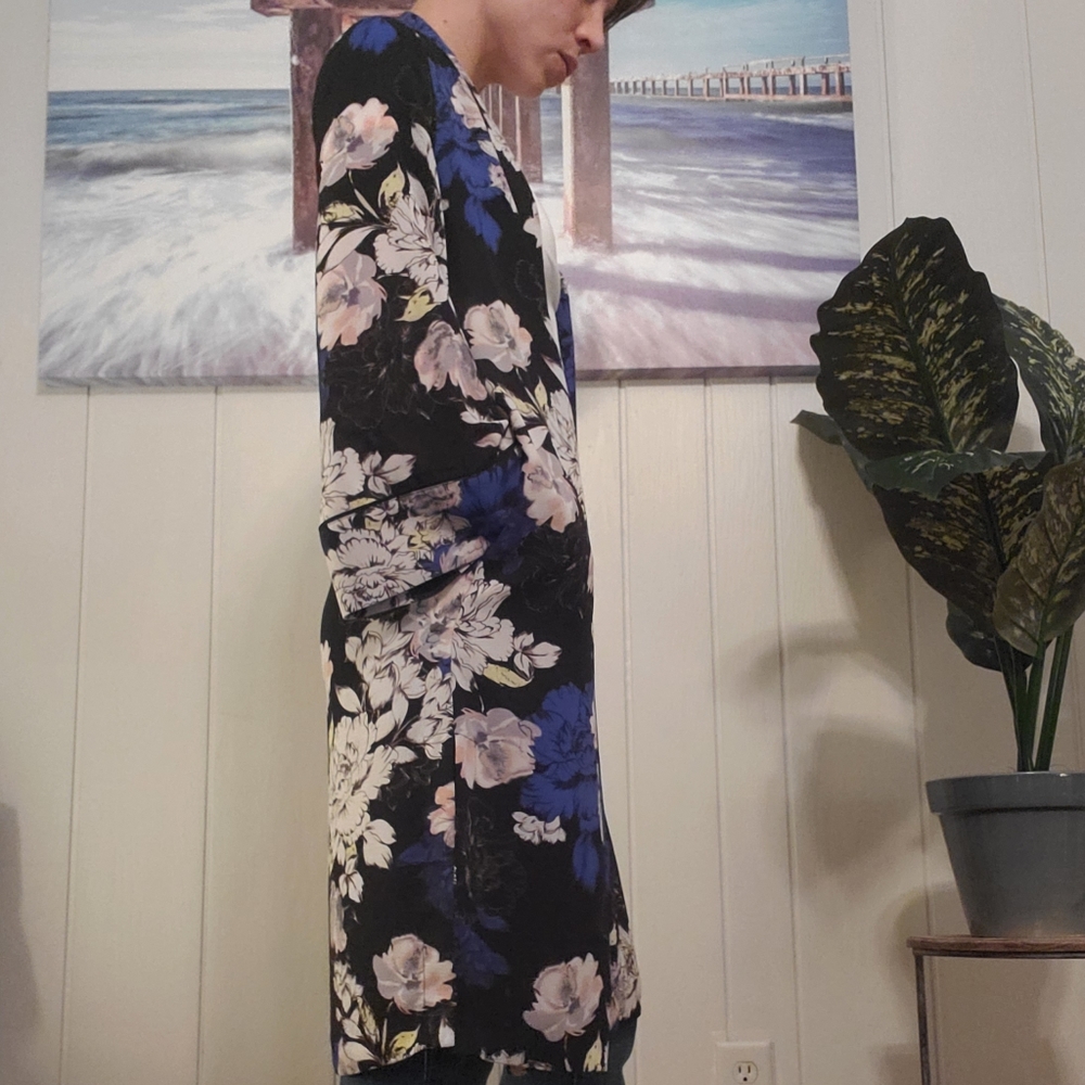 Jennifer Lopez Floral Kimono w Pockets Extra Small